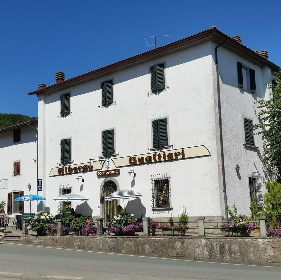 Albergo Ristorante Gualtieri Barberino di Mugello Eksteriør bilde